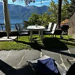 Casa Carina Hébergement de vacances Ronco sopra Ascona